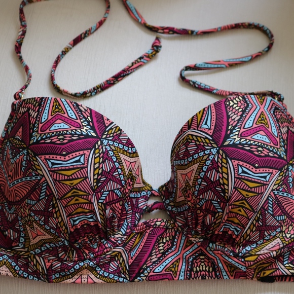 Abercrombie & Fitch Other - Abercrombie & Fitch Push-up Bikini Top